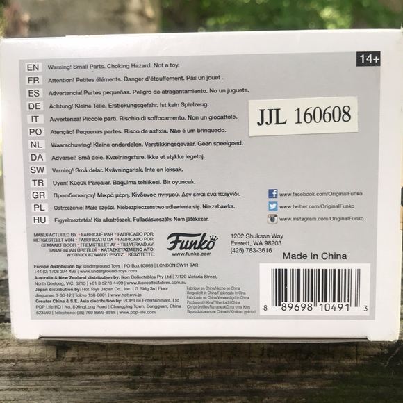 Funko POP! Movies Star Trek Beyond - Scotty #352, NIB - Picture 6 of 8